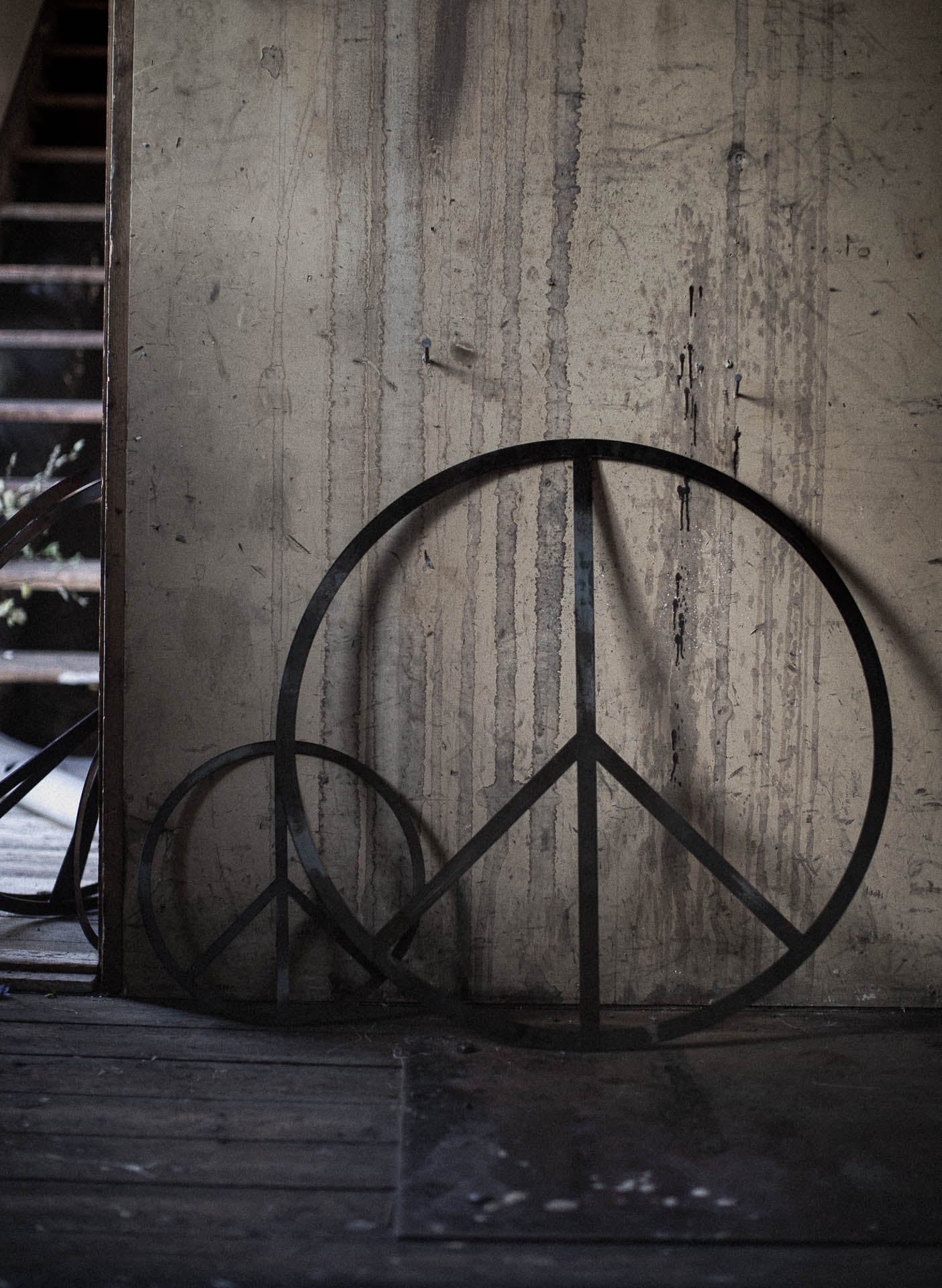 PEACE PLEASE large
